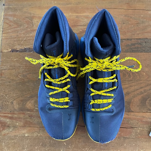 Under Armour Curry 2 Sneaker - Picture 7 of 10